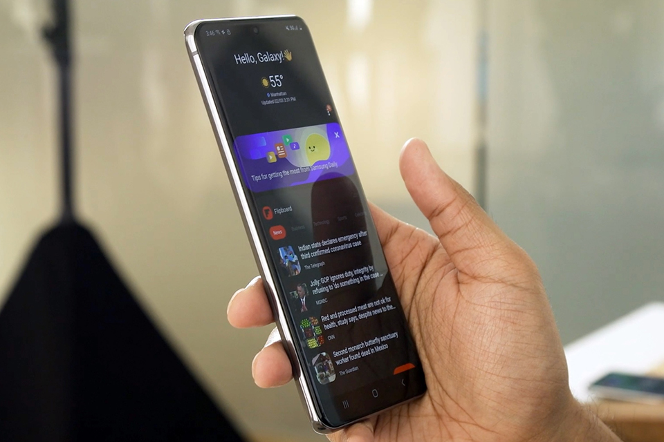 thiết kế Samsung Galaxy S20+