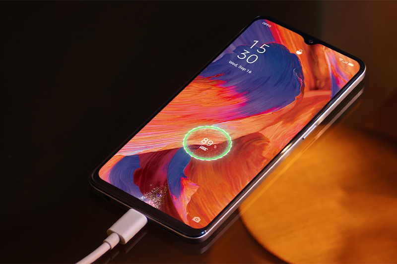 Viên pin trâu cùng với công nghệ sạc nhanh VOOC | OPPO A73 Viên pin trâu cùng với công nghệ sạc nhanh VOOC | OPPO A73