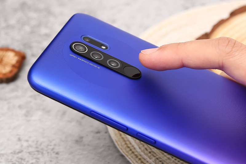 Xiaomi Redmi 9 | Cảm biến vân tay ở mặt lưng