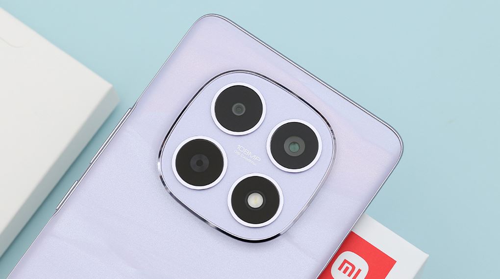 Xiaomi Redmi Note 15 5G có camera góc rộng 8 MP giúp thu trọn phong cảnh hùng vĩ, mang lại những khung hình bao quát và ấn tượng